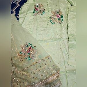 Pakistani 3pc suit